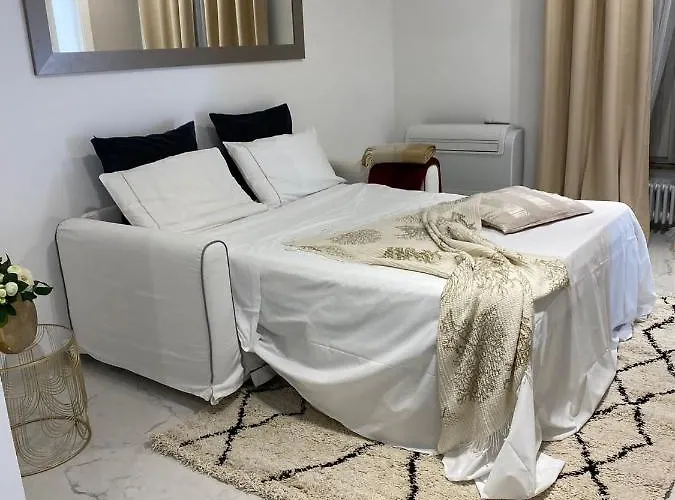 Via Del Corso Apartment *