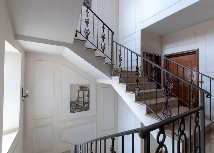 Via Del Corso Apartment Rome